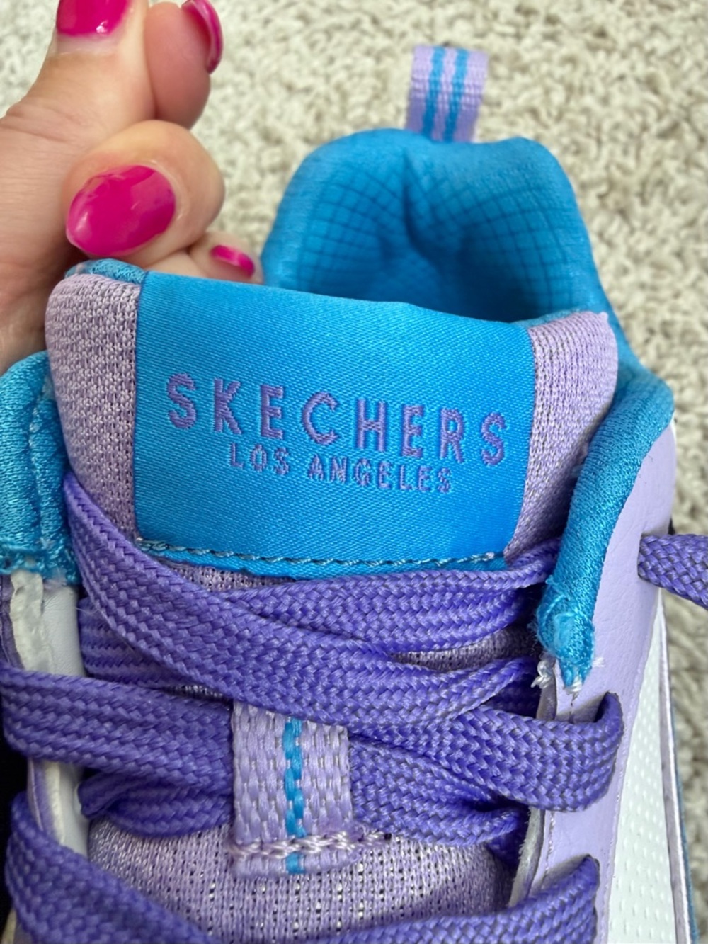 Skechers Women's Uno Universtar BT21 Koya sneakers Size 6 (36) - Picture 10 of 12